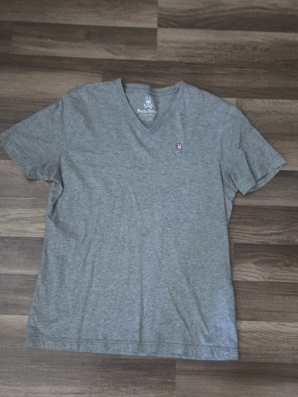 Psycho Bunny Gray V-Neck Short Sleeve Tee Size LARGE